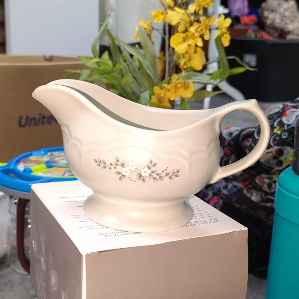 Vintage Pfalzgraft Heirloom Pattern Gravy Server Boat Ceramic‎